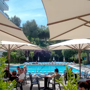 Gran Garbi & Aquasplash Hotel